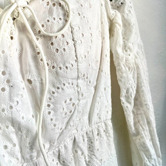 Boutique Lace Mini Dress (BRAND NEW) - Picture 5 of 5